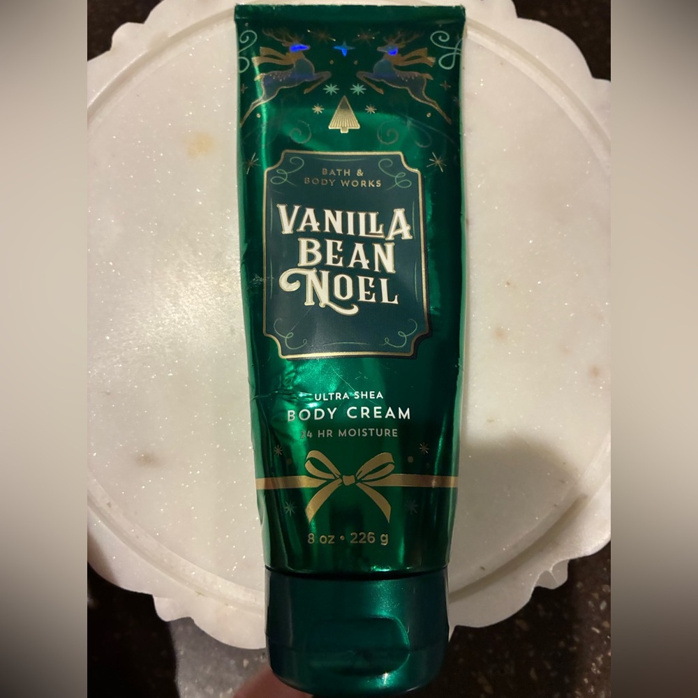 Bath & Body Works Vanilla Bean Noel Body Cream - Green